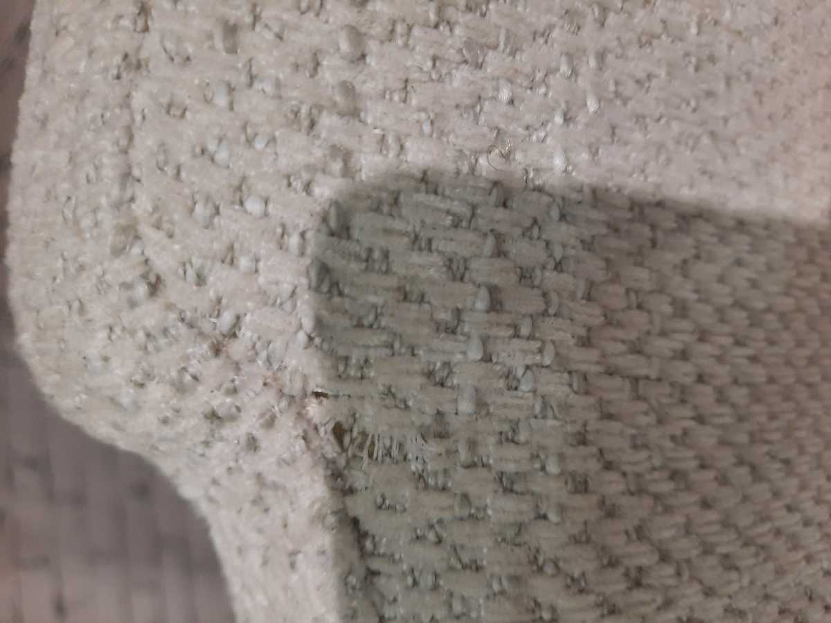 Jorlaina-Exclusive Side Chair - Gallery Image 8
